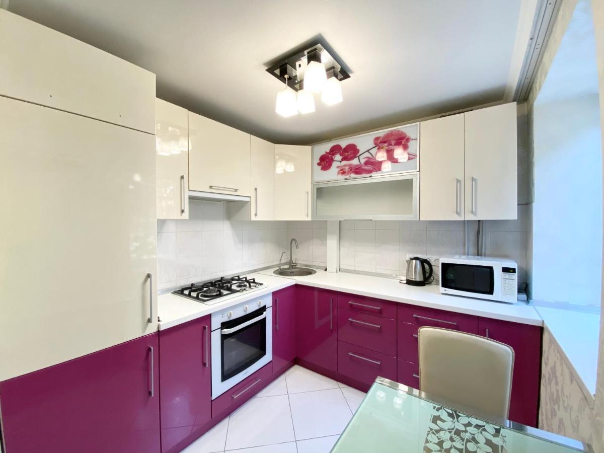 Beautiful 1-Bedroom Near Most City Center 드네프로페트로프스크 외부 사진